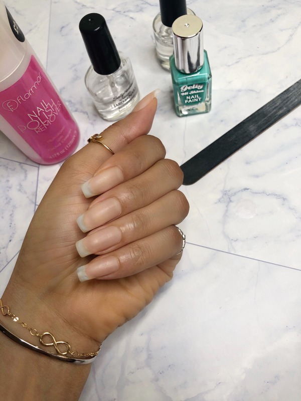 How To Apply Press-On Nails Like A Pro - Chatelaine